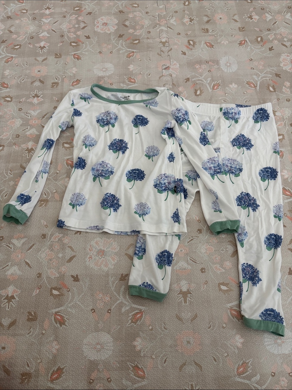 Kyte BABY Hydrangea Long Sleeve Pajama Set